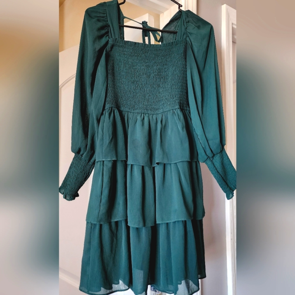 Elegant Green Tiered Dress